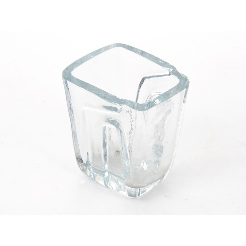 Pequeño jarrón de cristal escandinavo