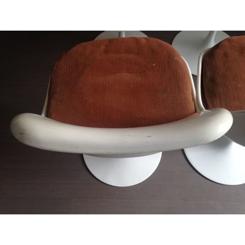 Set of 4 vintage Tulip chairs by Eero Saarinen for Knoll