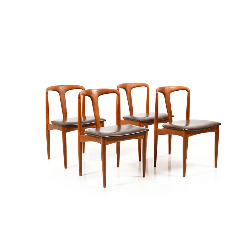 Ensemble de salle à manger de 4 chaises modèle "Juliane" par Johannes Andersen
