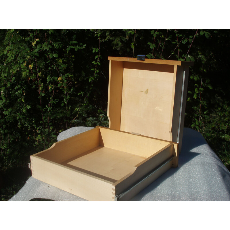 Swiss vintage chest of drawers in solid oak