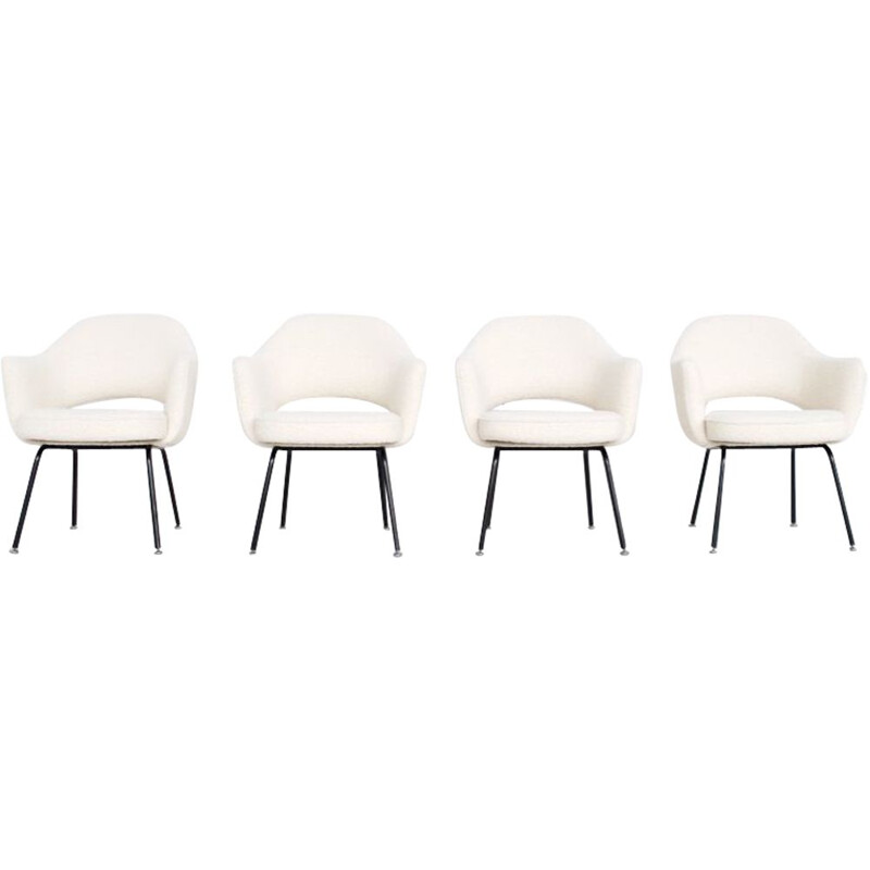 Suite de 4 fauteuils vintage "Conférence" par Eero Saarinen pour Knoll International