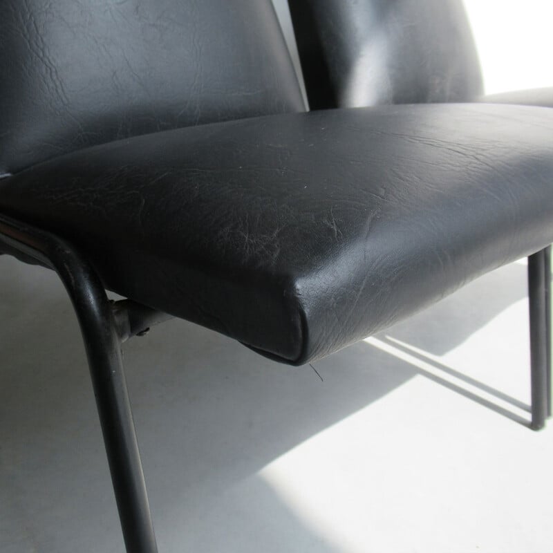 Pair of "Robert" chair by Pierre Guariche for Meurop