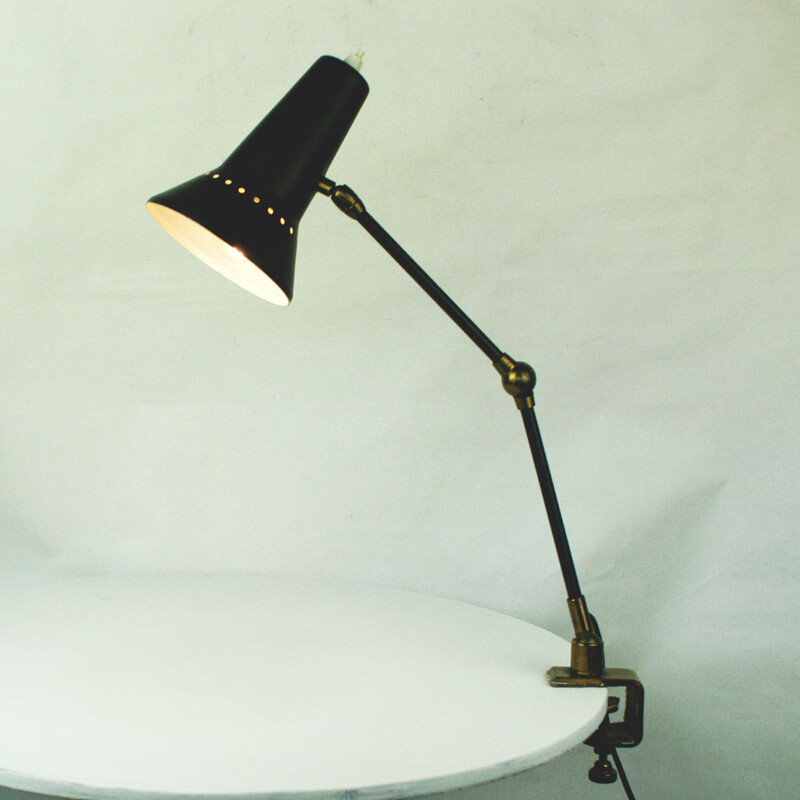 Lámpara de escritorio italiana vintage de latón negro de Stilnovo, 1950