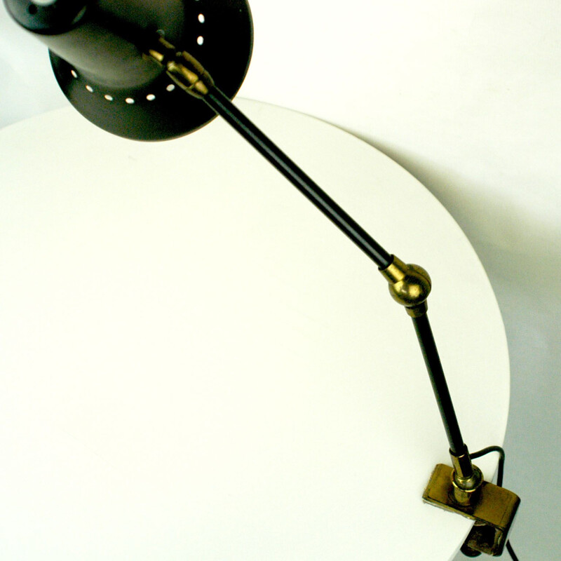 Lampe de bureau italienne noire vintage en laiton de Stilnovo, 1950