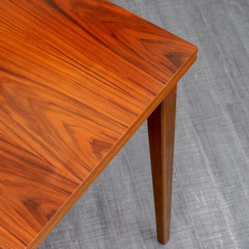 Vintage extendable dining table in walnut