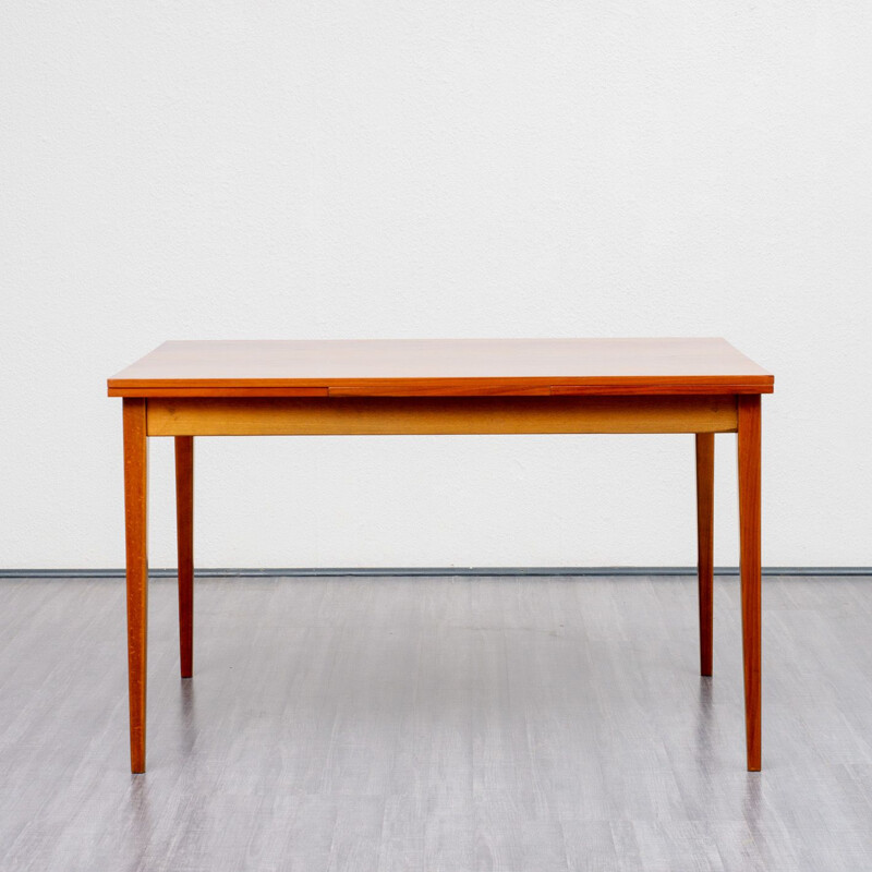 Vintage extendable dining table in walnut