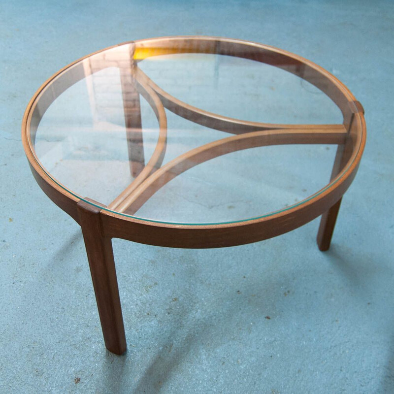 Vintage tripod coffe table in glass