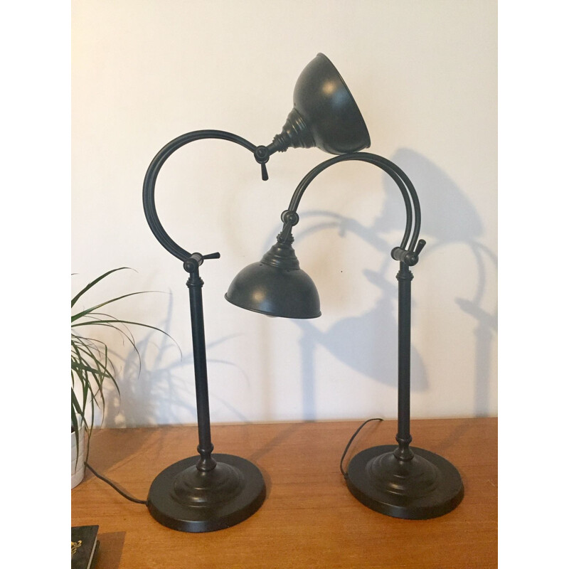 Suite de 2 lampes vintage industrielles noires