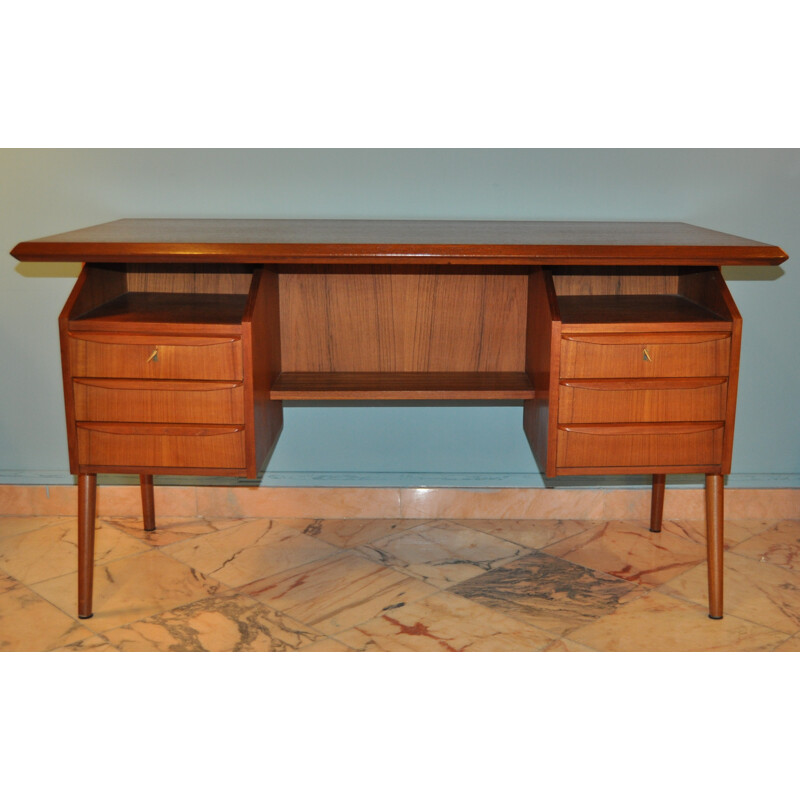 Desk in solid teak, Gunnar Nielsen TIBERGAARD - 1950s