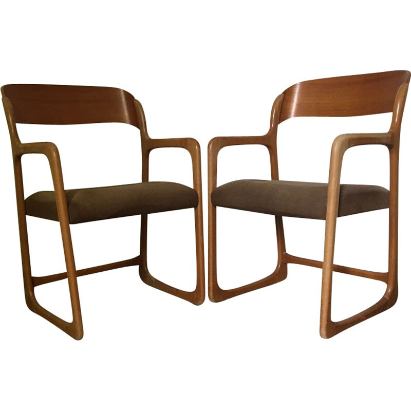 Suite de 2 fauteuils francais vintage