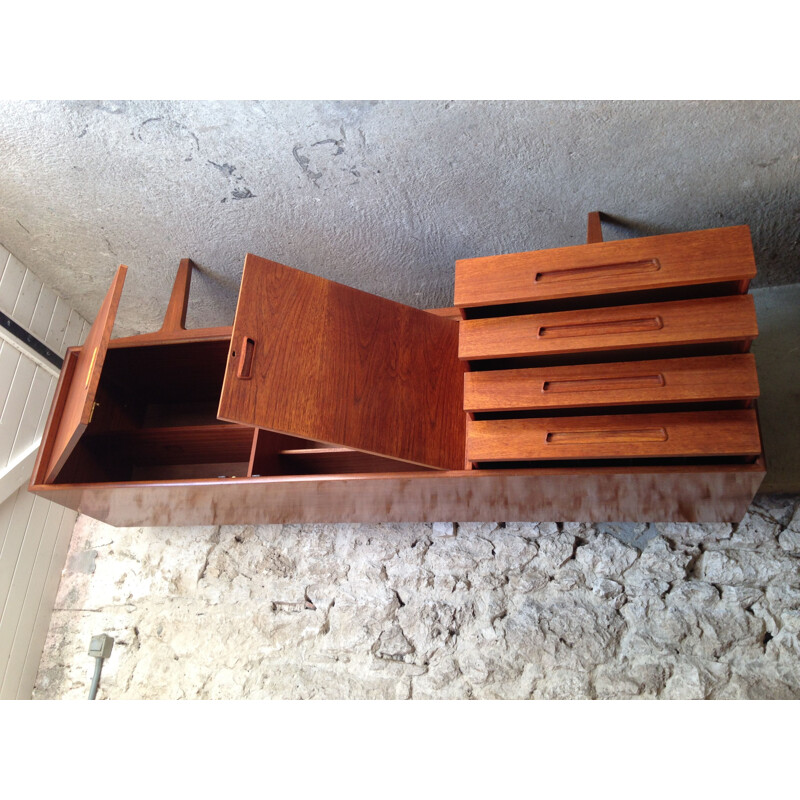 Vintage sideboard in teak by Victor Wilkins for G-Plan