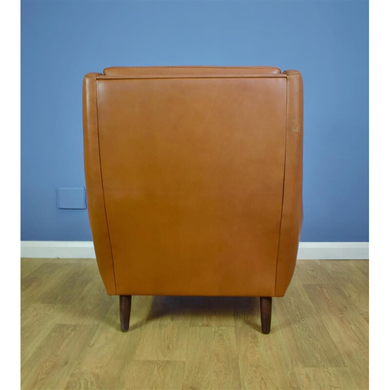 Vintage Danish armchair in leather