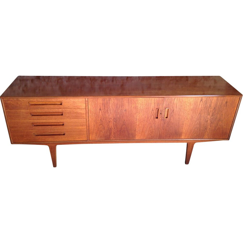 Vintage sideboard in teak by Victor Wilkins for G-Plan