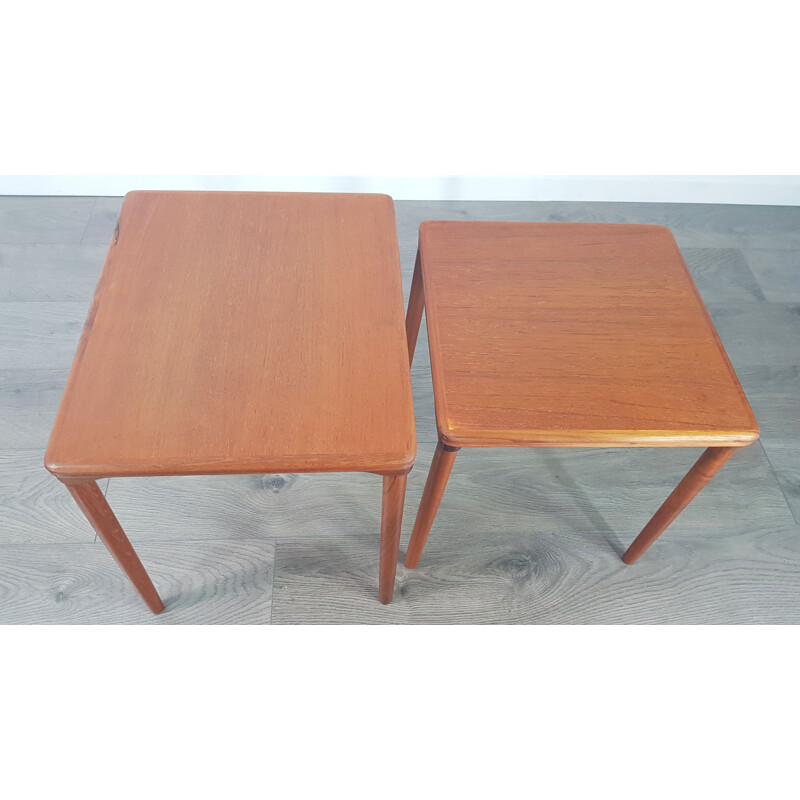 Pair of Small Nest Tables by E.W Bach for Mobelfabrikken Toften