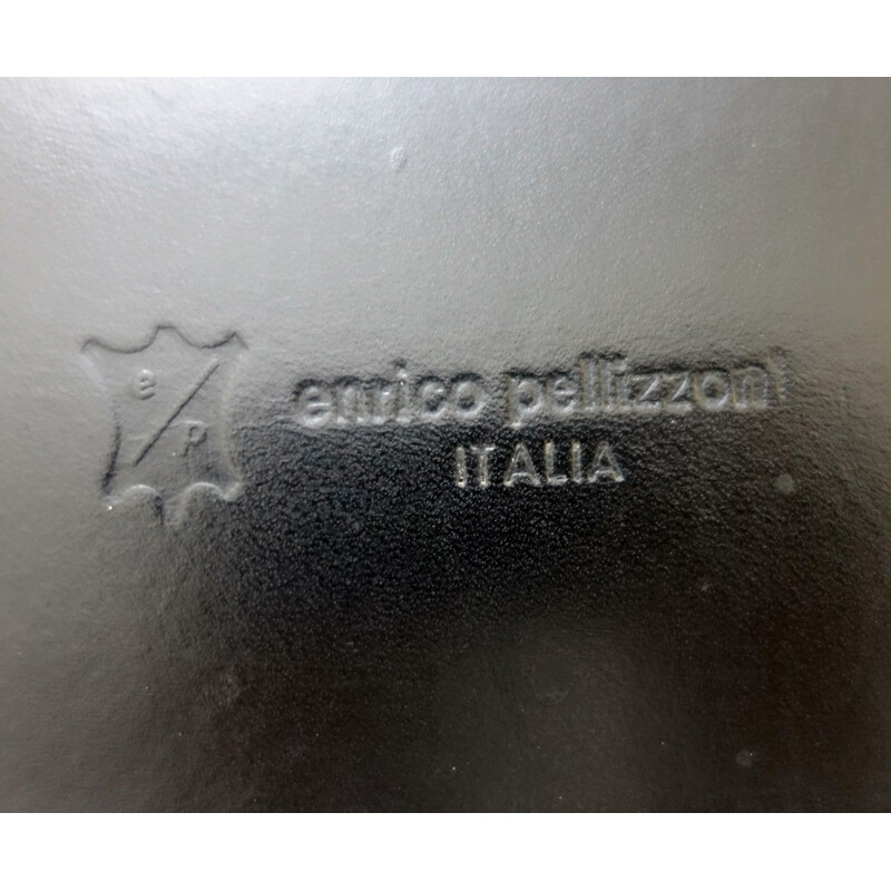 Suite de 4 fauteuils vintage en cuir noir par Enrico Pellizzoni