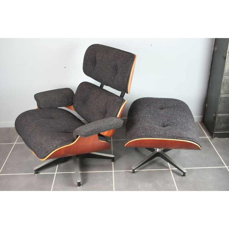 Vintage black lounge chair & ottoman by Eames for Herman Miller