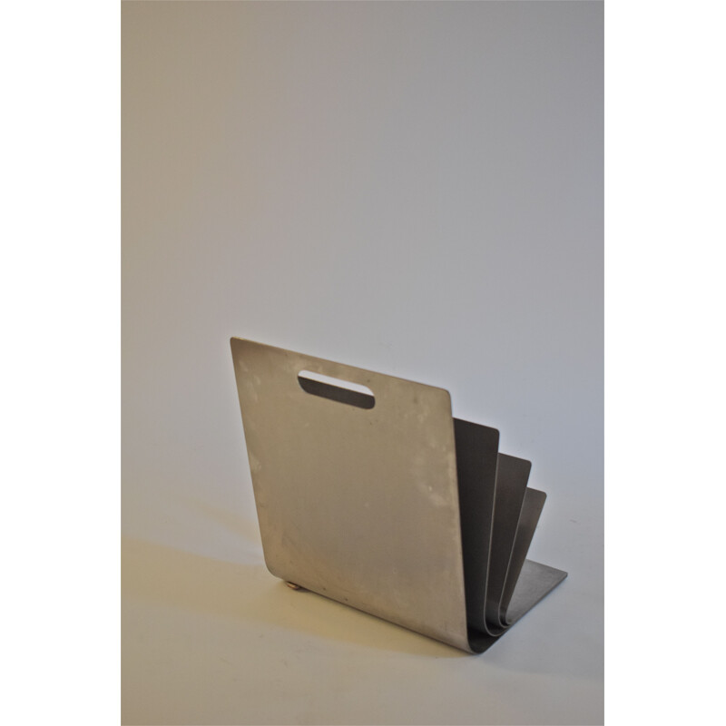 Magazine rack by Xavier Feal in brushed steel