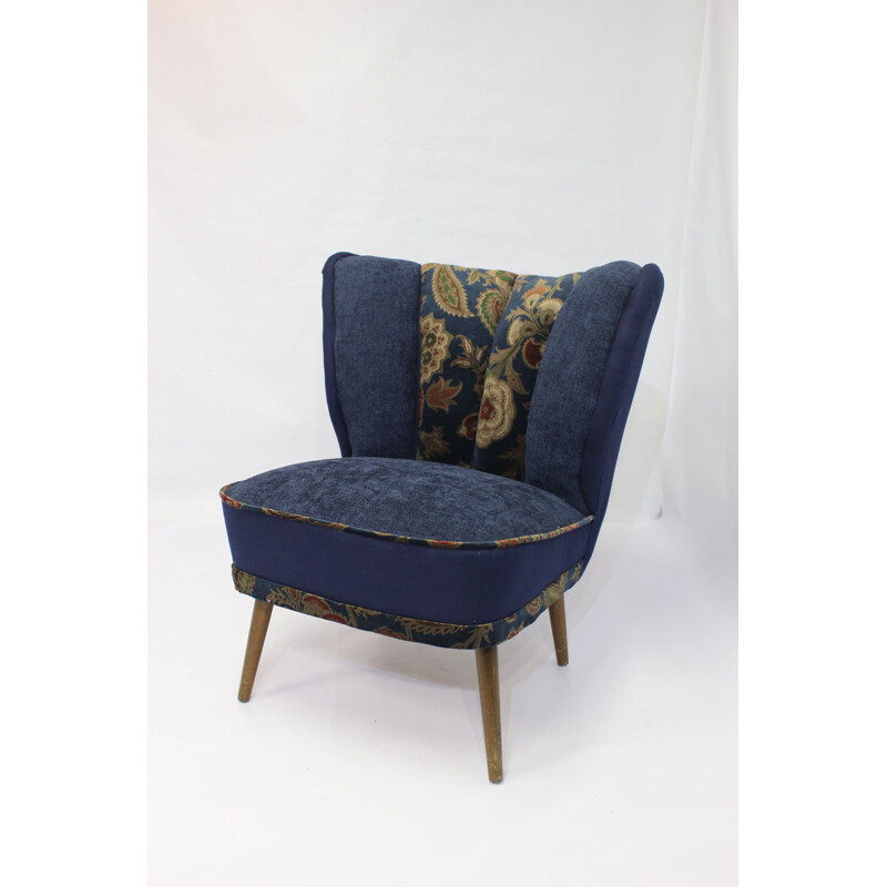 Vintage French armchair in fabric with shades of blue