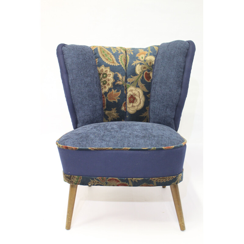 Vintage French armchair in fabric with shades of blue