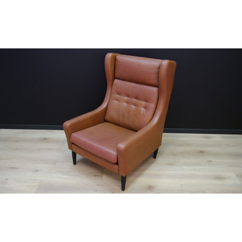 Vintage scandinavian armchair in leather 