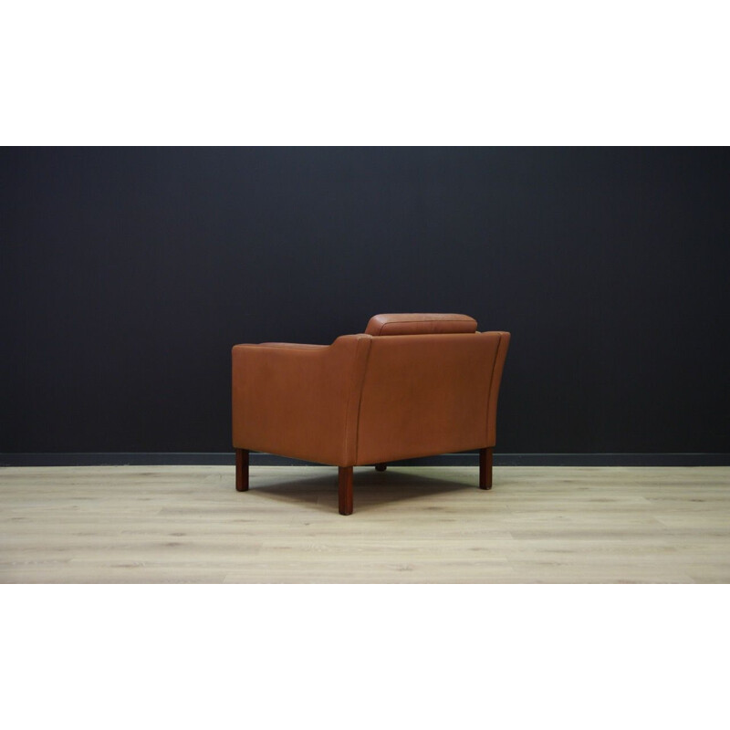 Vintage scandinavian armchair in leather 