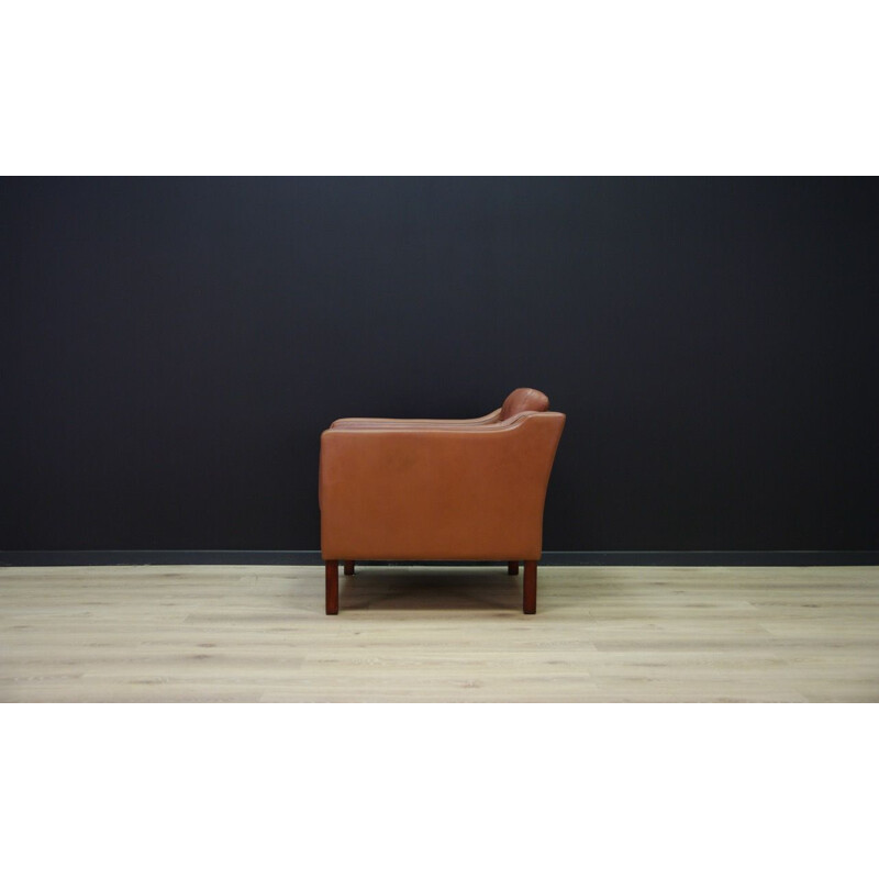 Vintage scandinavian armchair in leather 