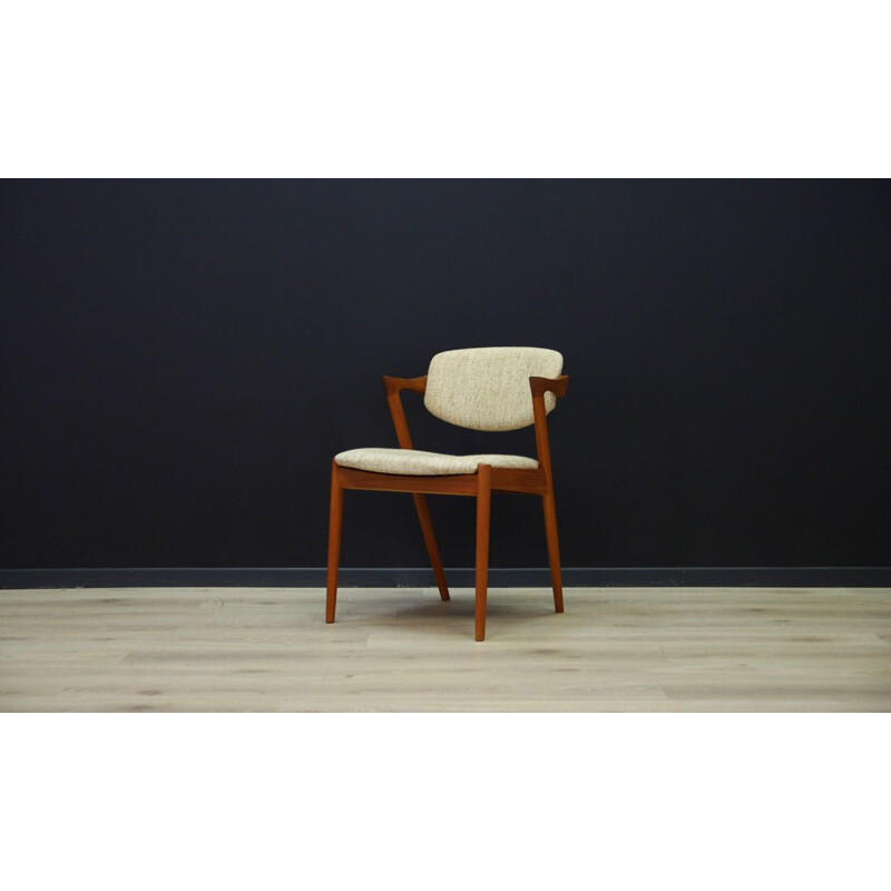 Suite de 4 chaises scandinaves beiges vintages par Kai Krisiansen