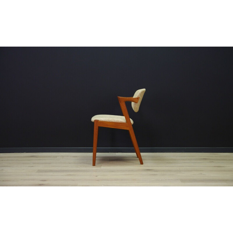 Suite de 4 chaises scandinaves beiges vintages par Kai Krisiansen