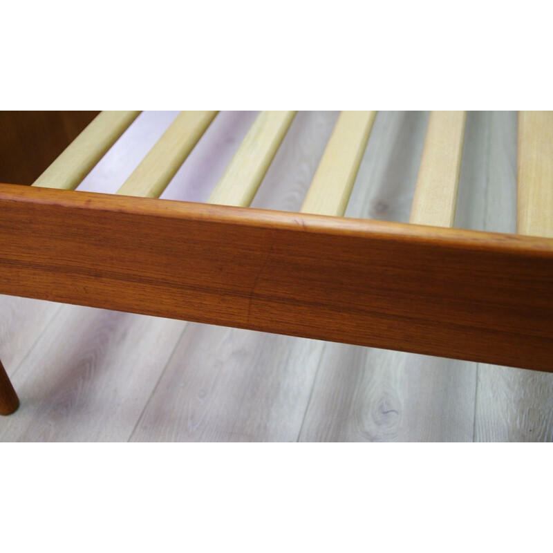 Vintage danish bed in teak