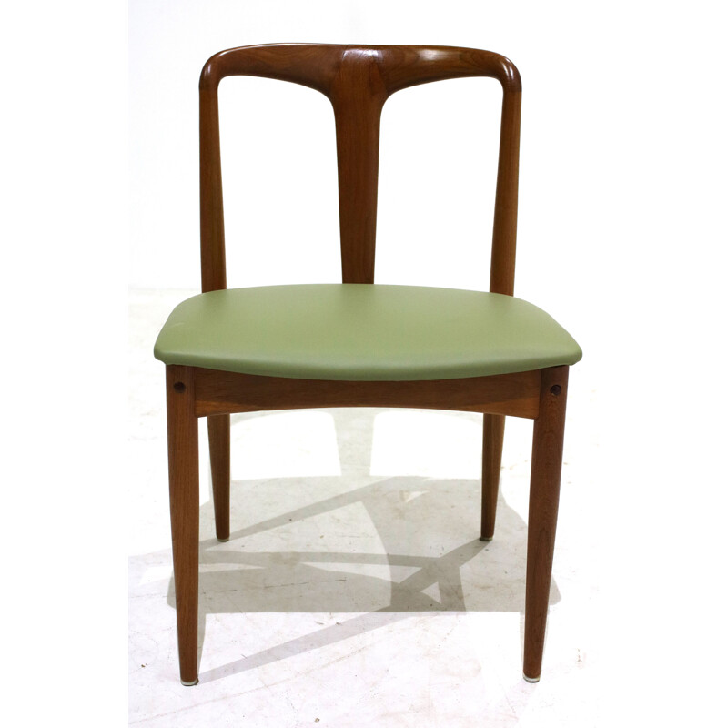 Set of 6 Vintage "Juliane" Teak Dining Chairs by Johannes Andersen for Uldum