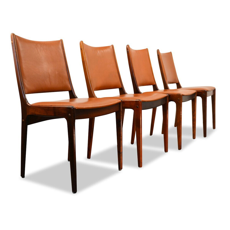 Set of 4 vintage leather dining chairs by Johannes Andersen