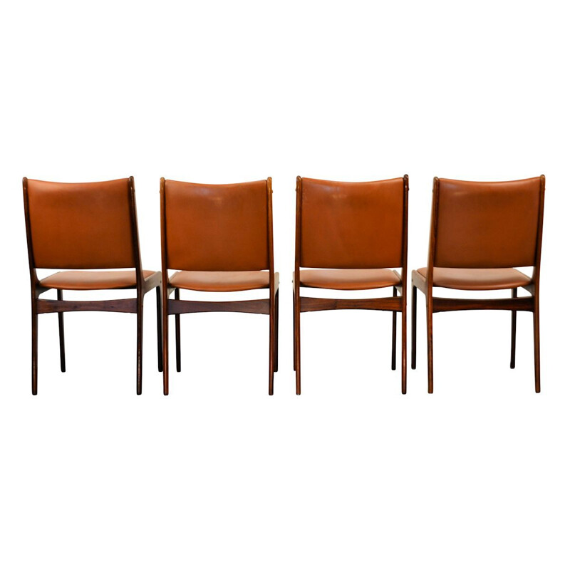 Série de 4 chaises de salle à manger en cuir vintage par Johannes Andersen