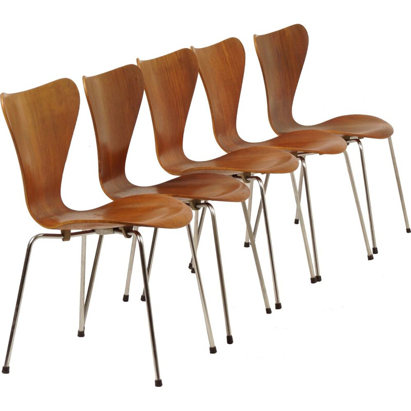 Set of 5 "Butterfly" Dining Chairs in teak by Arne Jacobsen for Fritz Hansen