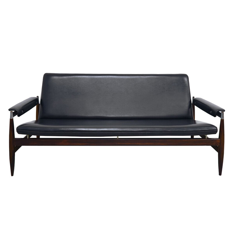Vintage 2-seater 112 sofa in rosewood by Leolux