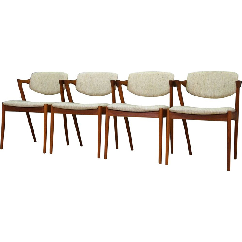 Set of 4 vintage scandinavian beige chairs by Kai Krisiansen