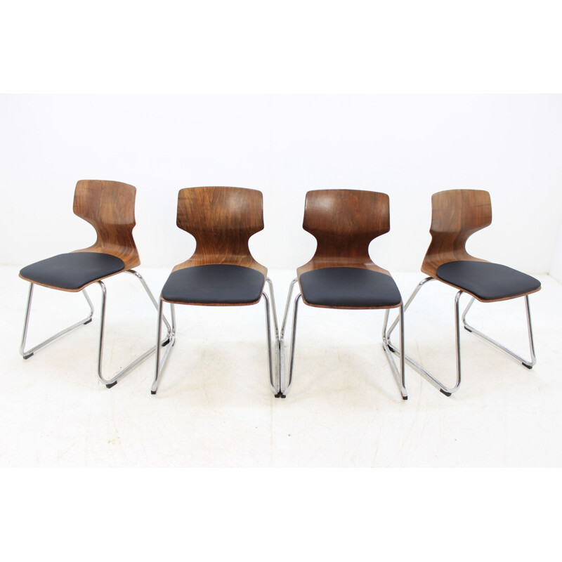 Set of 4 Pagholz chairs by Elmar Flototto