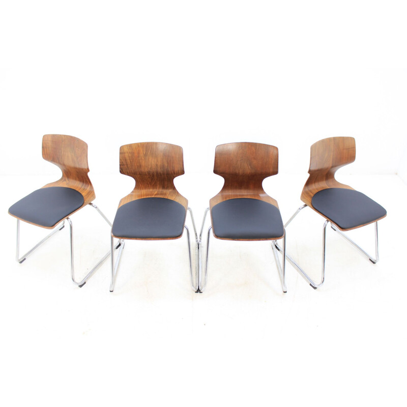 Set of 4 Pagholz chairs by Elmar Flototto