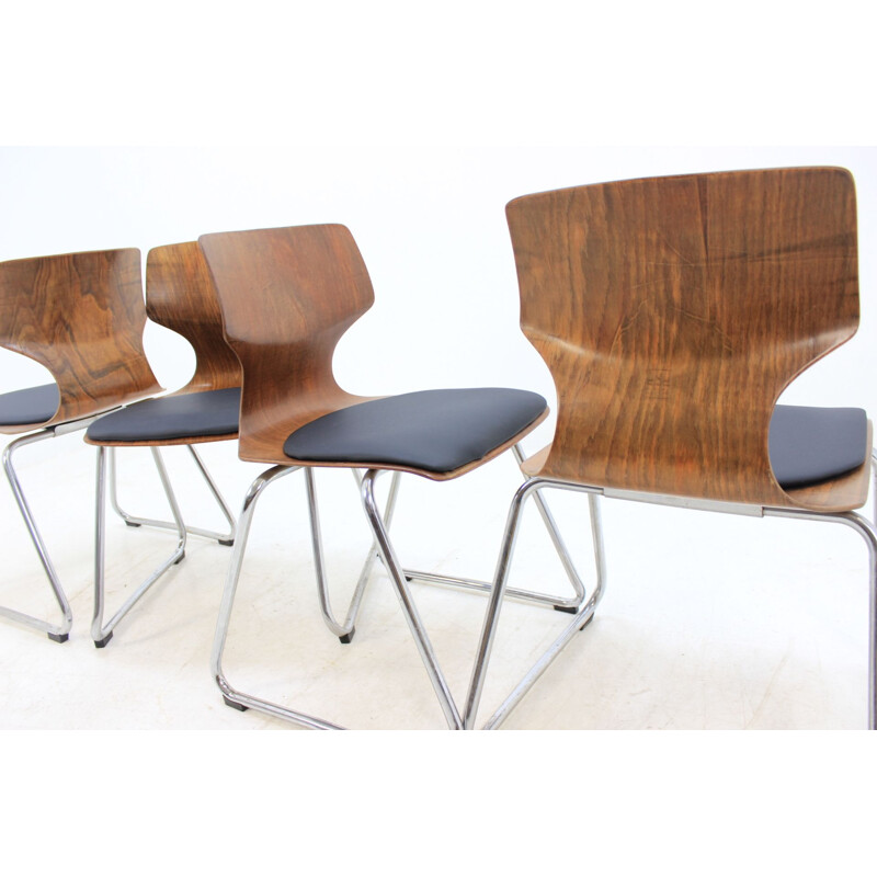 Set of 4 Pagholz chairs by Elmar Flototto