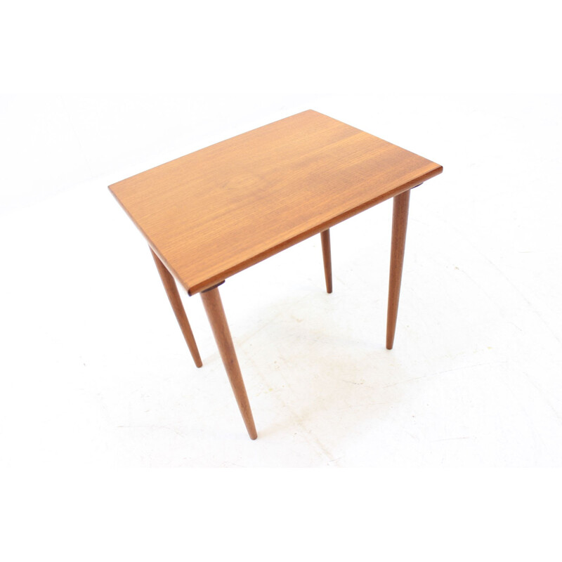 Vintage Danish nesting table in teak