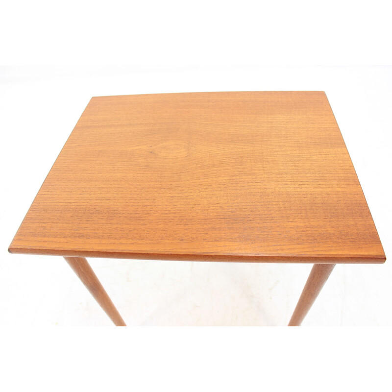 Vintage Danish nesting table in teak