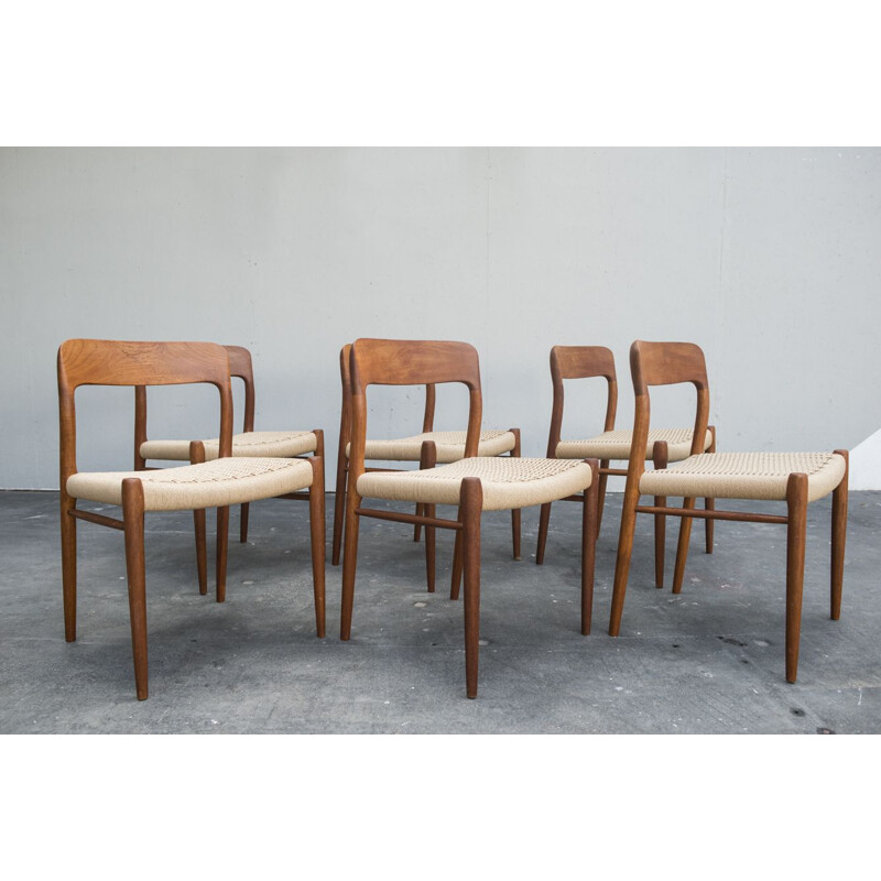 Set of 6 chairs model 75 by Niels Otto Møller