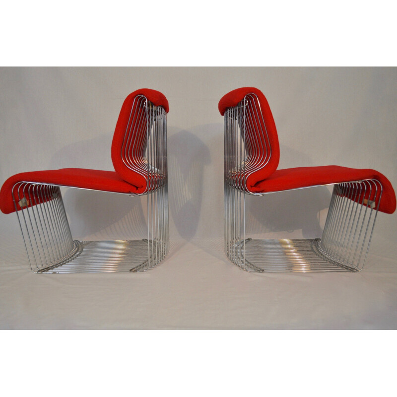 Paire de fauteuils en acier chromé par Verner Panton