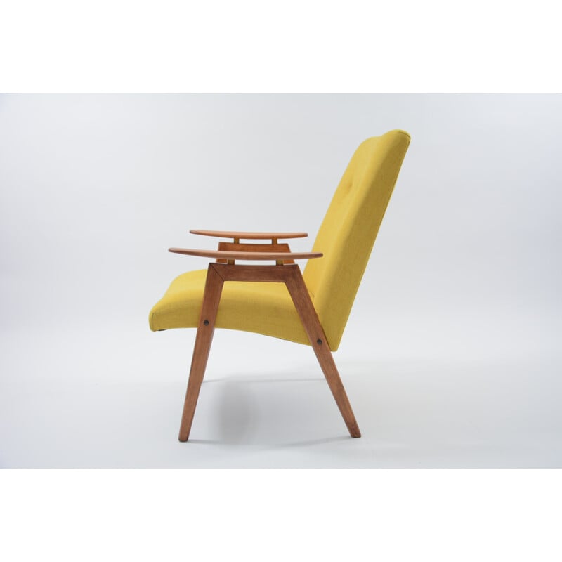 Fauteuil tchécoslovaque jaune en bois