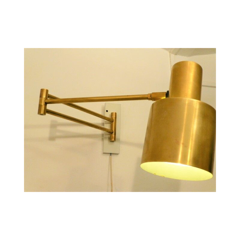 Vintage wall lamp in brass by Jo Hammerborg