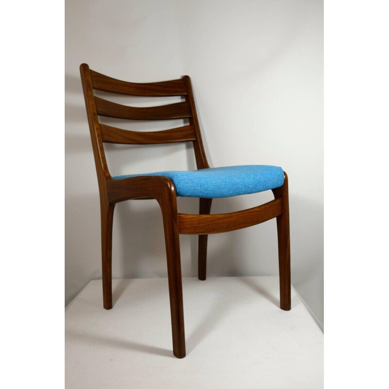 Suite de 4 chaises vintage scandinaves en teck