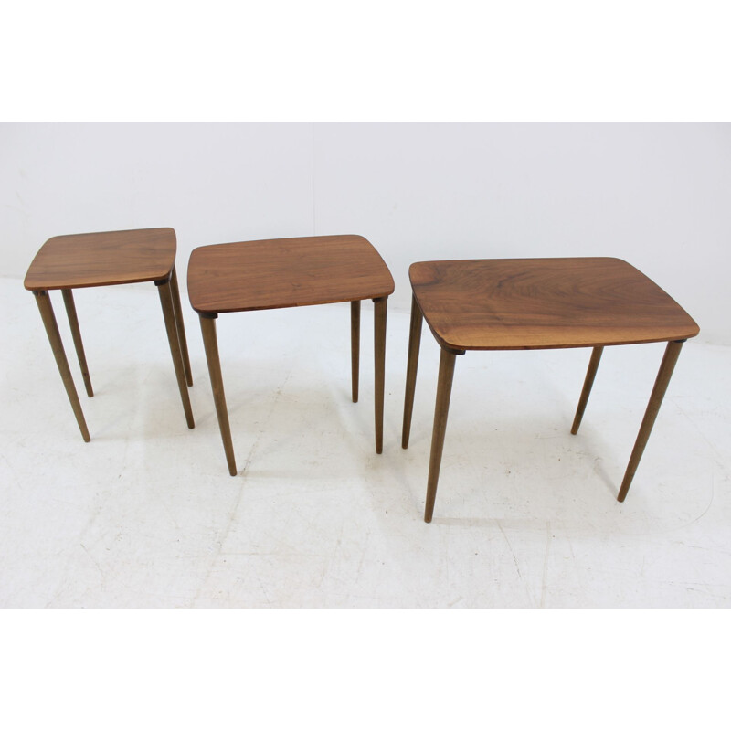 Set of 3 vintage Danish nesting tables in teak