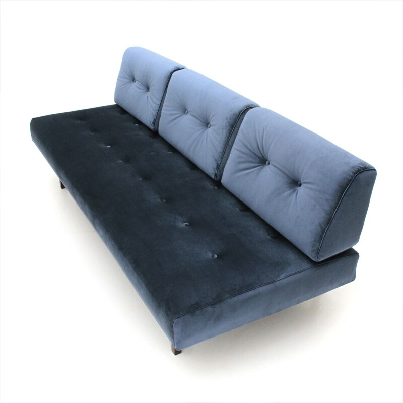 Vintage Italian 3-seater sofa in blue velvet 872 by Gianfranco Frattini for Cassina