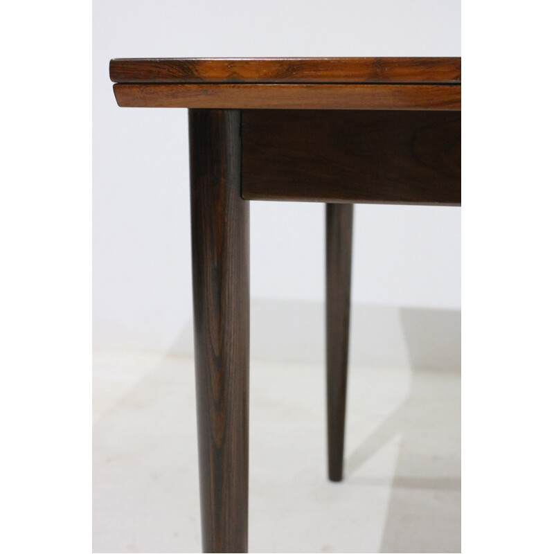 Vintage extendable dining table in rosewood