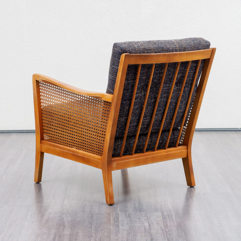 Chair of the 1950s in mesh, lining nine, two available