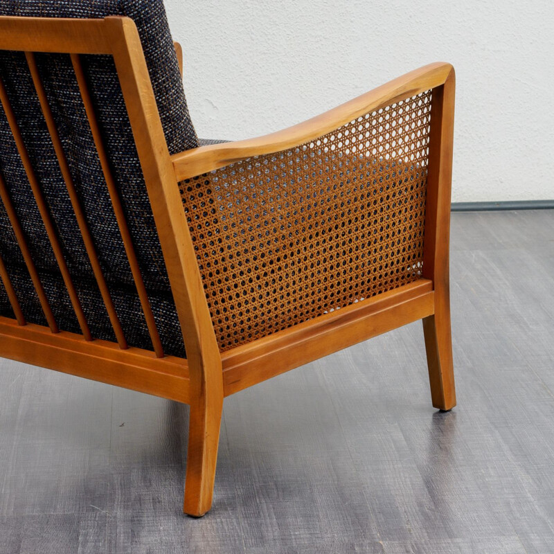 Chair of the 1950s in mesh, lining nine, two available